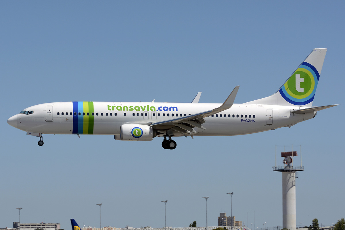 F-GZHK (37790) 2014 Boeing 737-8K2 WL