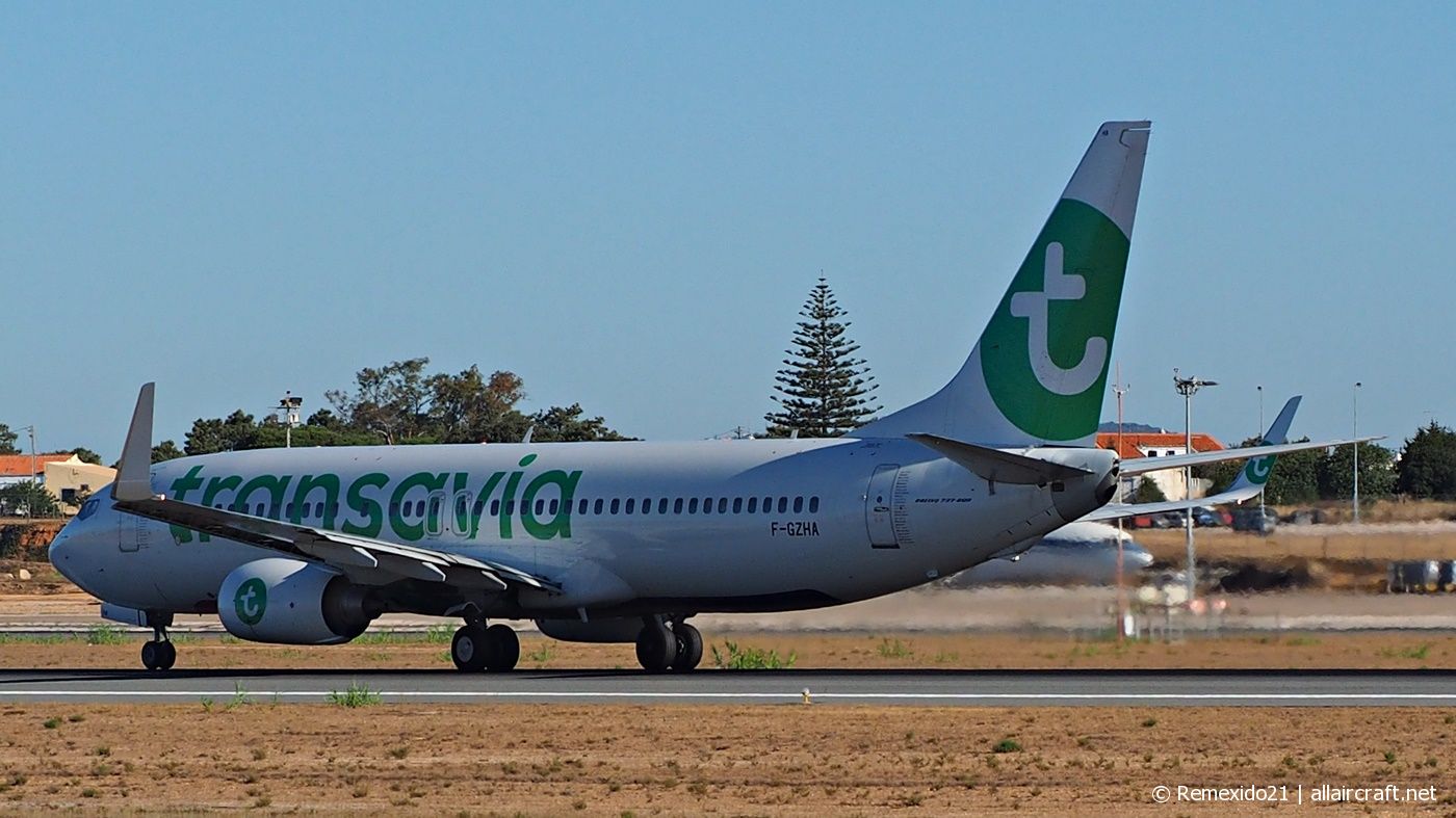 F-GZHA (34901) 2007 Boeing 737-8GJ(WL)