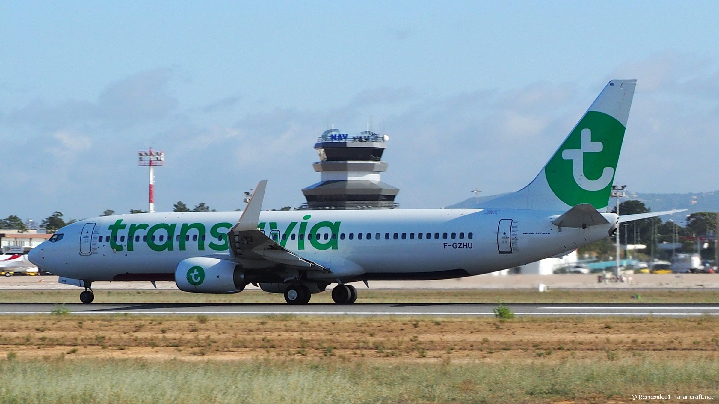 F-GZHU (41352) 2015 Boeing 737-8K2(WL)