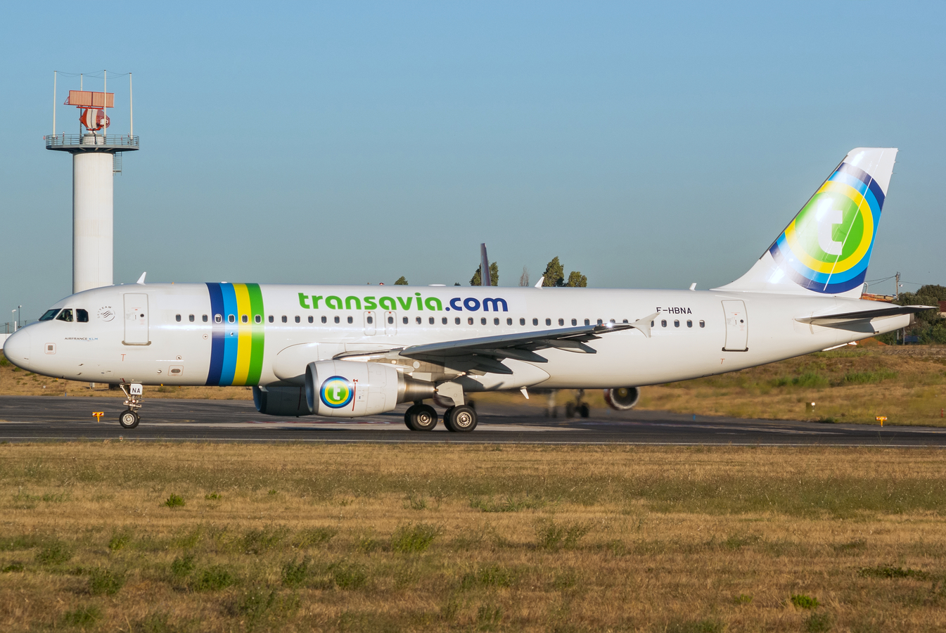 F-HBNA (4335) 2010 Airbus A320-214