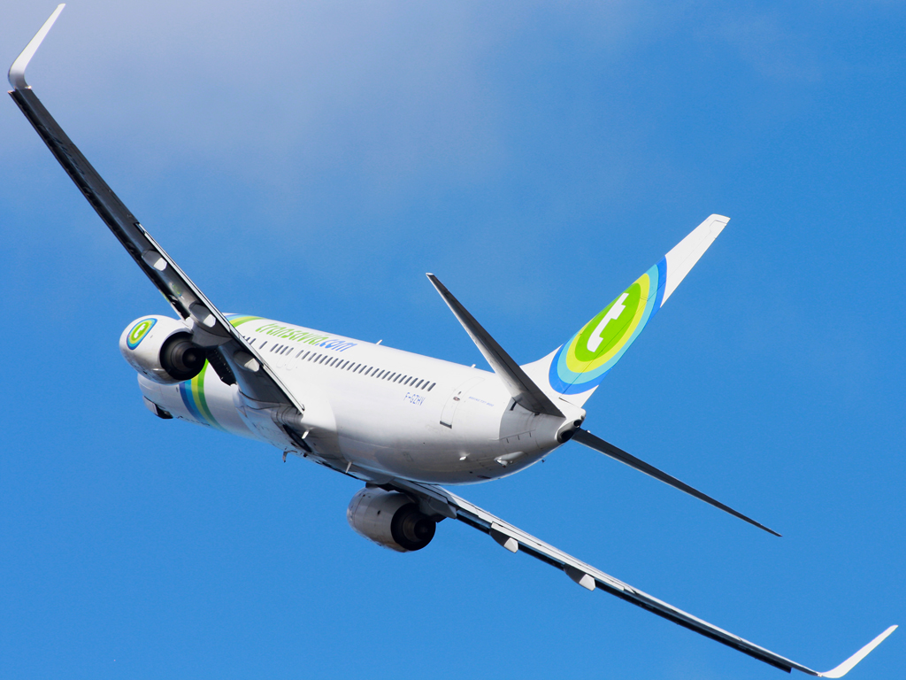 F-GZHV (29444) 1998 Boeing 737-85H(WL)
