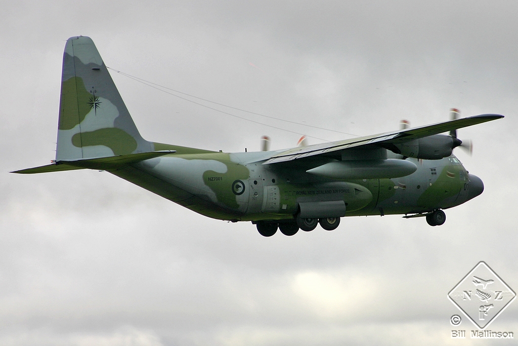 NZ7001 (382-4052) Lockheed C-130H Hercules
