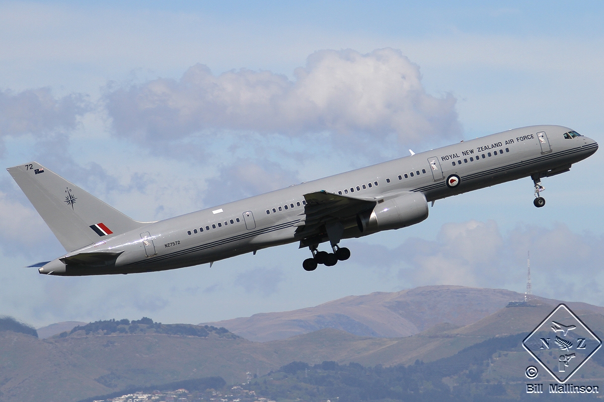 NZ7572 (26634) 1993 Boeing 757-2K2