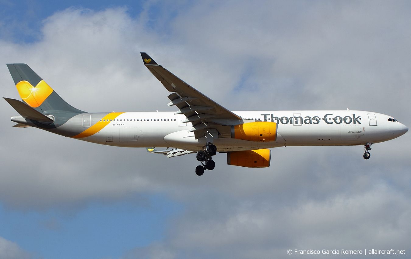 OY-VKH (356) 2000 Airbus A330-343