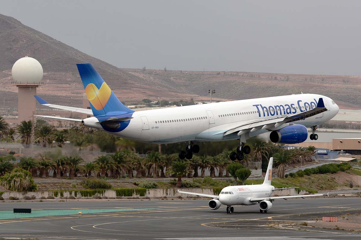 OY-VKH (356) 2000 Airbus A330-343