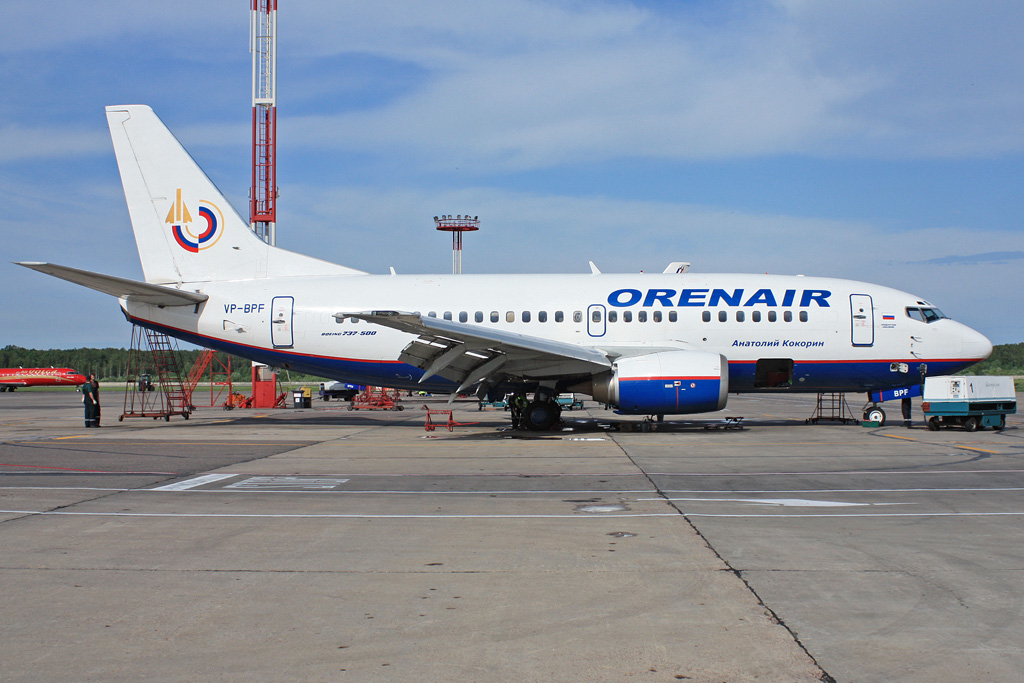 VP-BPF (26446) 1992 Boeing 737-5H6