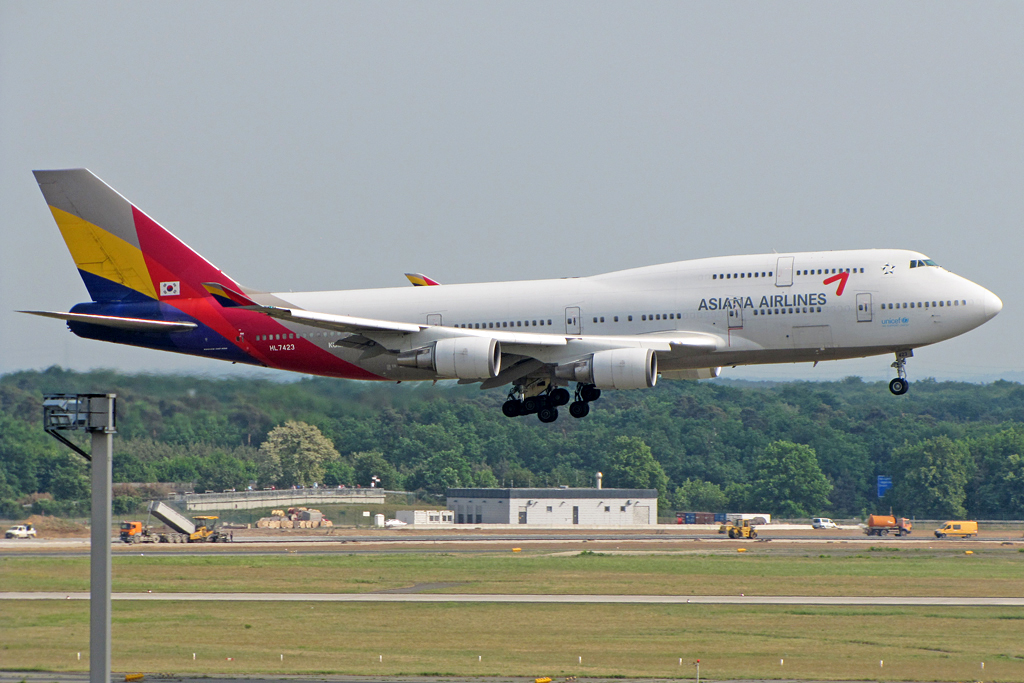 HL7423 (25782) 1997 Boeing 747-48EM