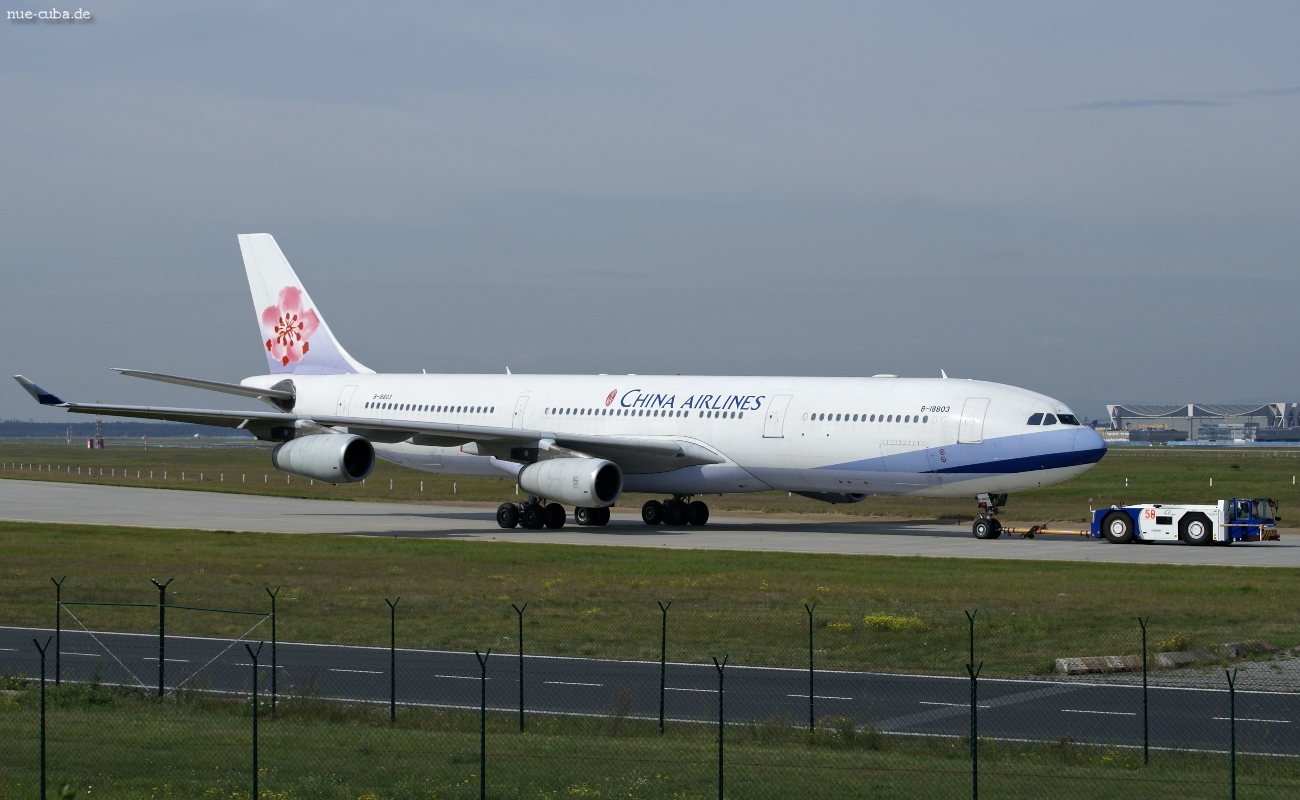 B-18803 (411) 2001 Airbus A340-313