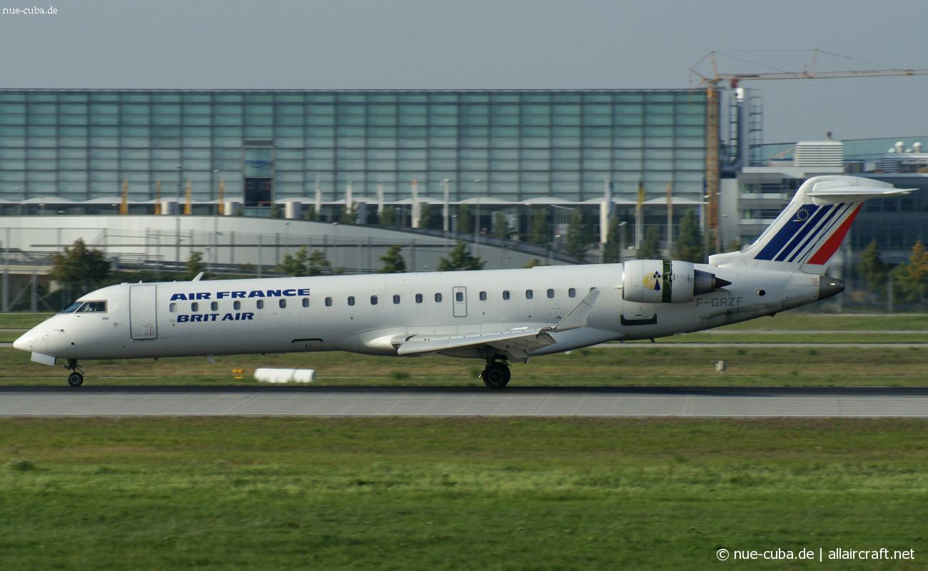 F-GRZF (cn 10036) Bombardier CRJ-701