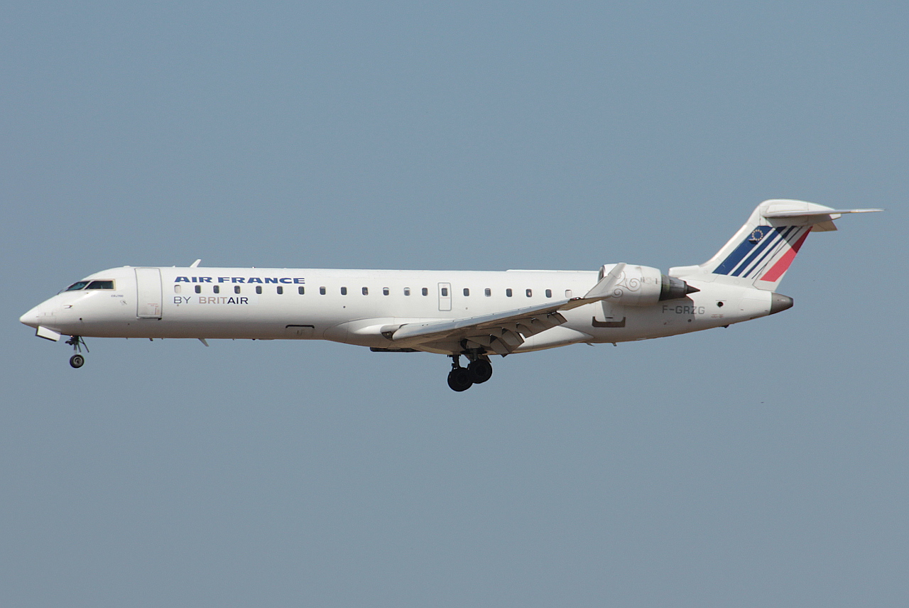 F-GRZG (10037) 2002 Bombardier CRJ-701