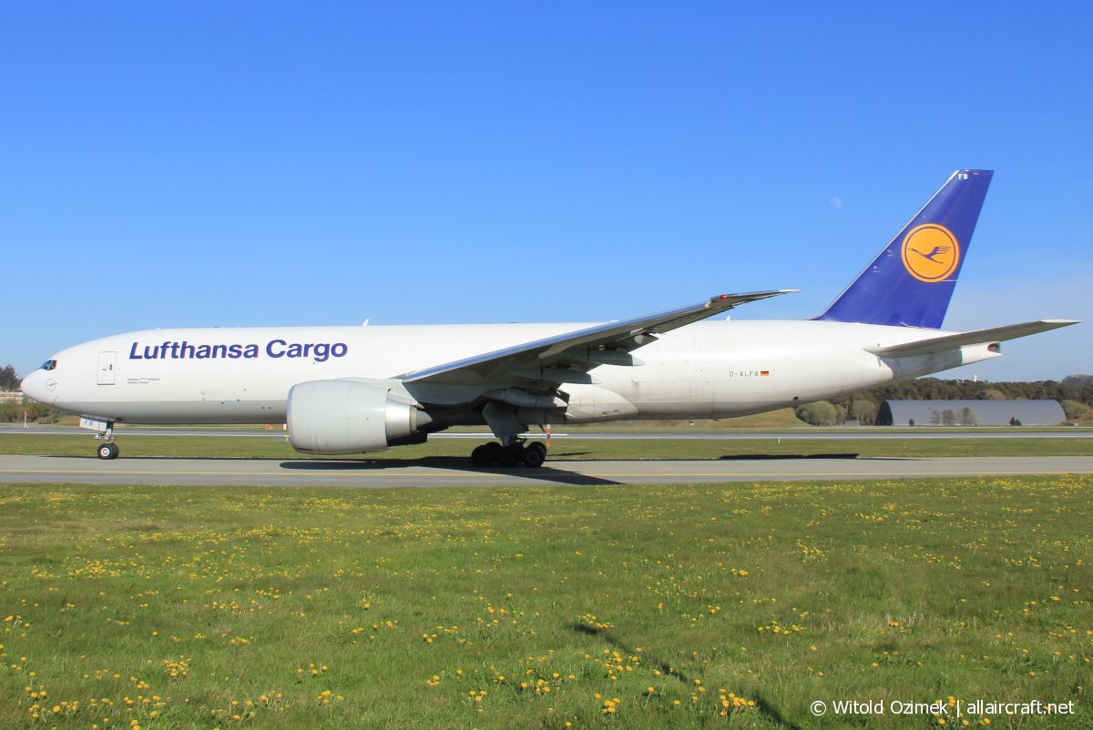 D-ALFB (41675) 2013 Boeing 777-FBT