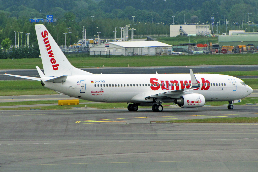 D-AXLE (30724) 2007 Boeing 737-8Q8(WL)
