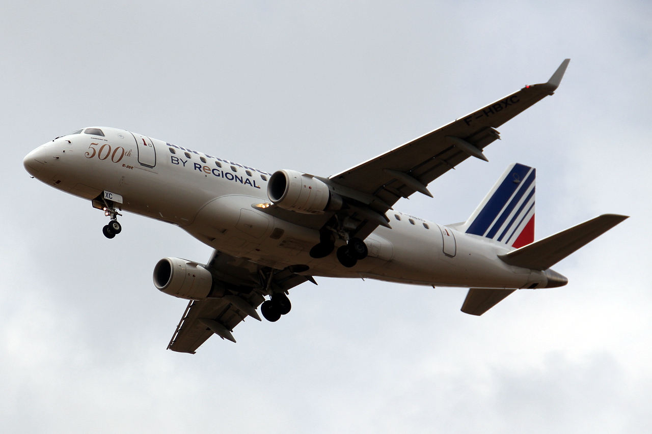 F-HBXC (cn 17000263) Embraer 170-100STD