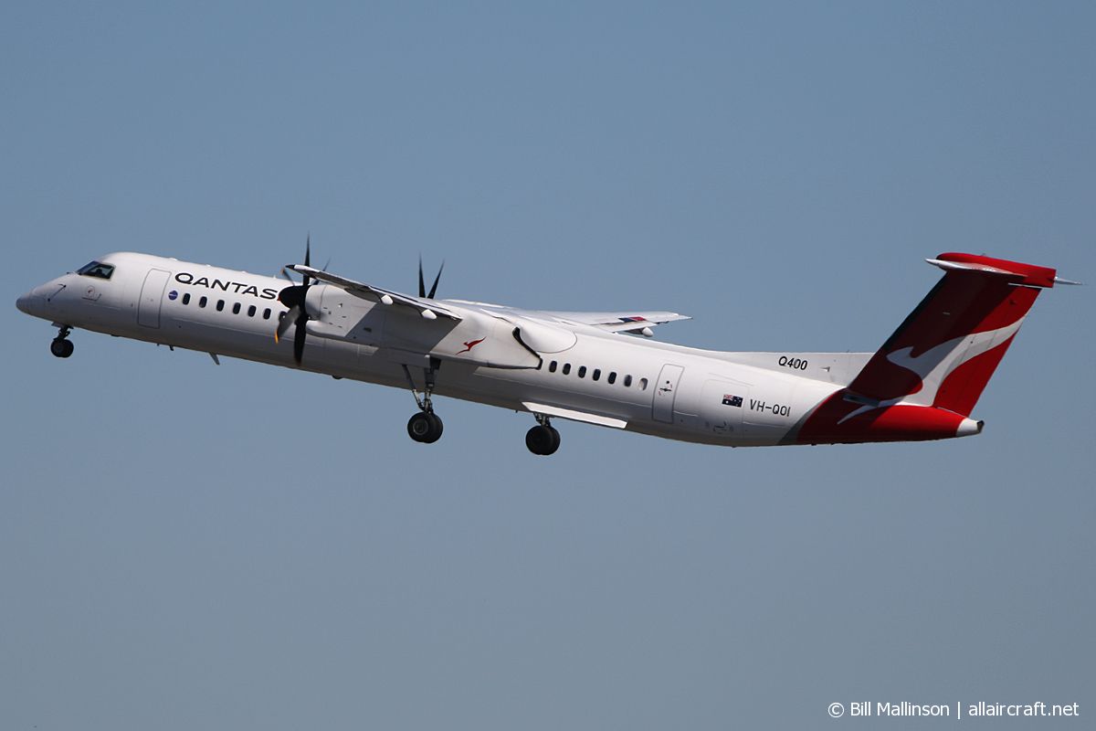 VH-QOI (4189) 2007 Bombardier Dash 8-Q402