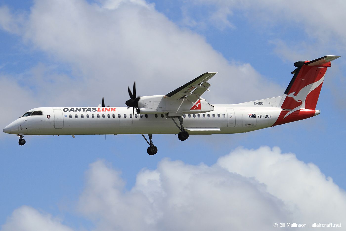 VH-QOY (4288) 2009 Bombardier Dash 8-Q402