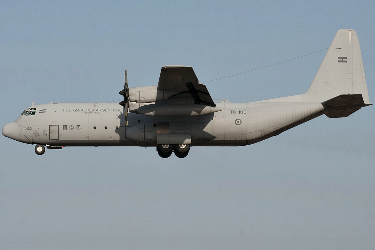 TC-100 (382-4891) 1981 Lockheed L-100-30 Hercules