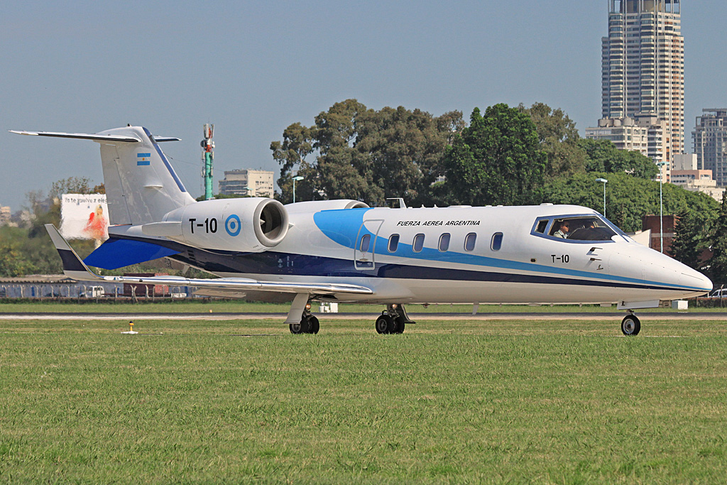 T-10 (cn 60-0140) Learjet 60