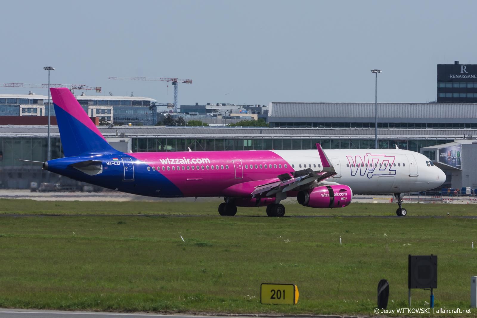 HA-LXI (7280) 2016 Airbus A321-231(WL)