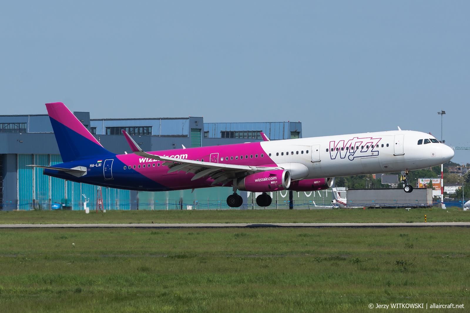 HA-LXI (7280) 2016 Airbus A321-231(WL)
