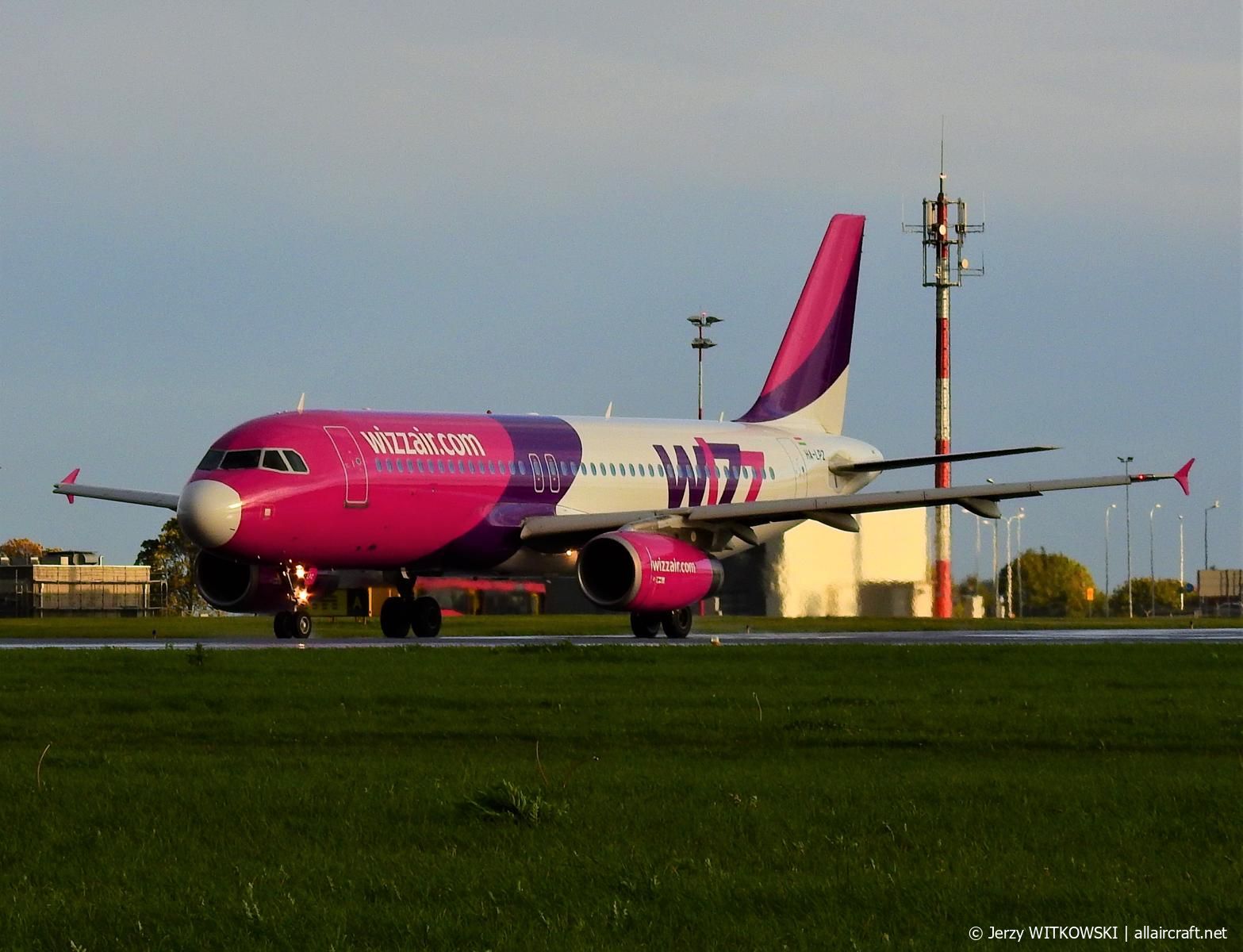 HA-LPZ (4174) 2009 Airbus A320-232