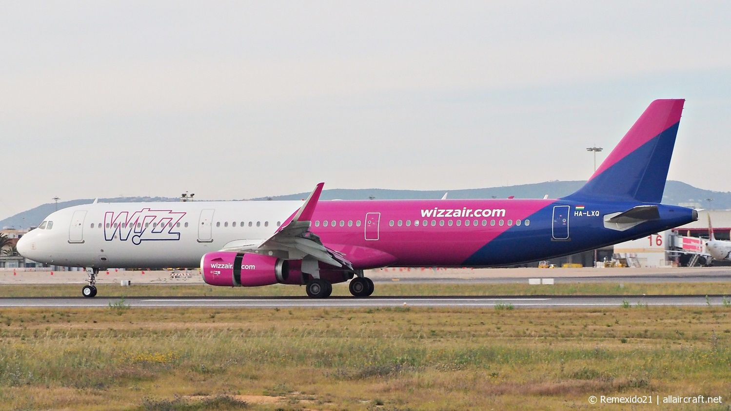 HA-LXQ (7623) 2017 Airbus A321-231