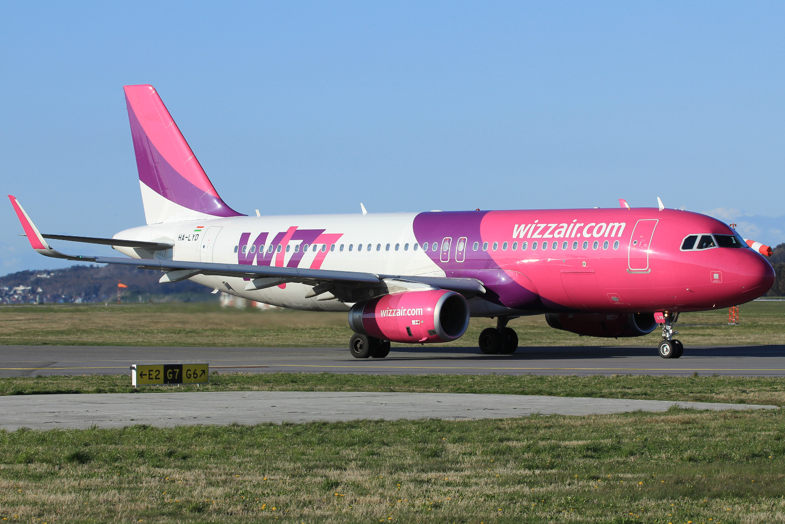 HA-LYD (6115) 2014 Airbus A320-232(WL)