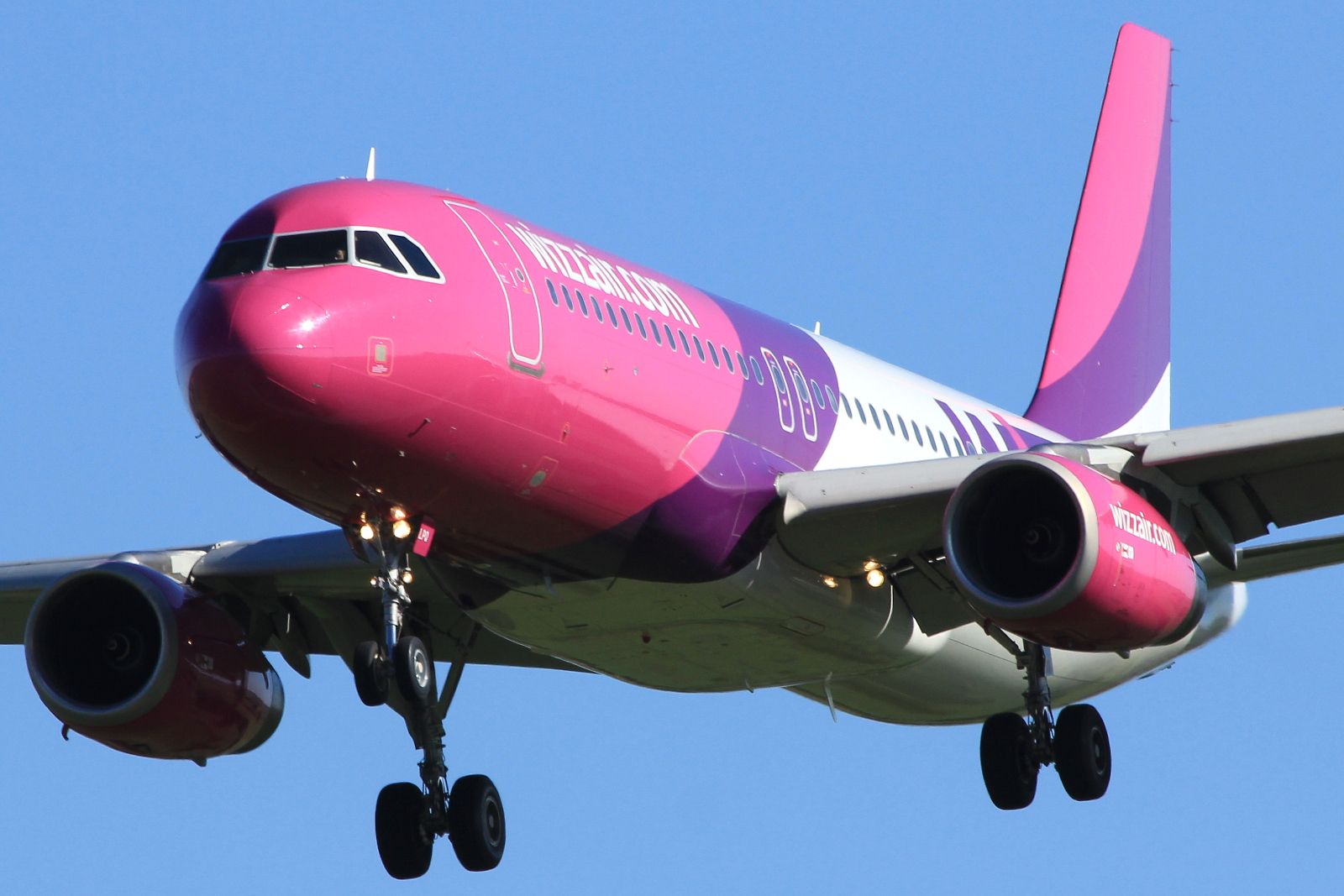 HA-LPQ (cn 3409) Airbus A320-232