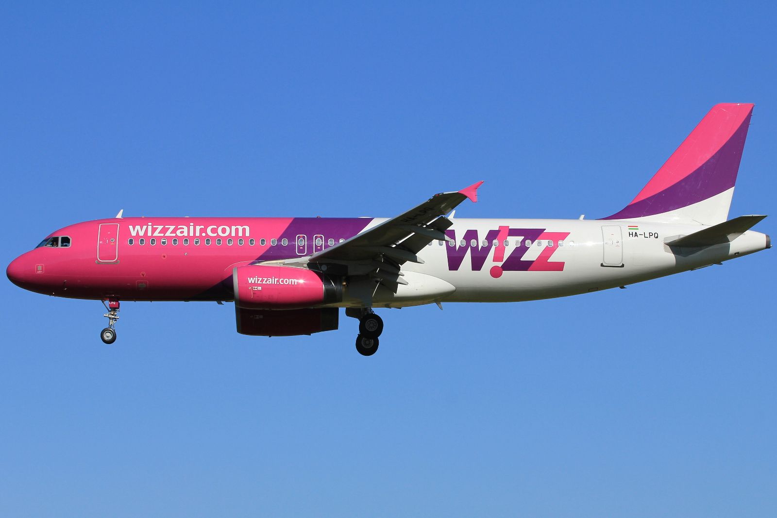 HA-LPQ (cn 3409) Airbus A320-232