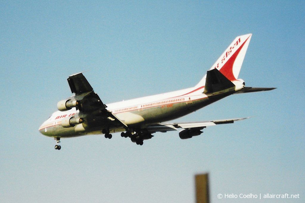 VT-EGC (cn 21995) Boeing 747-237B