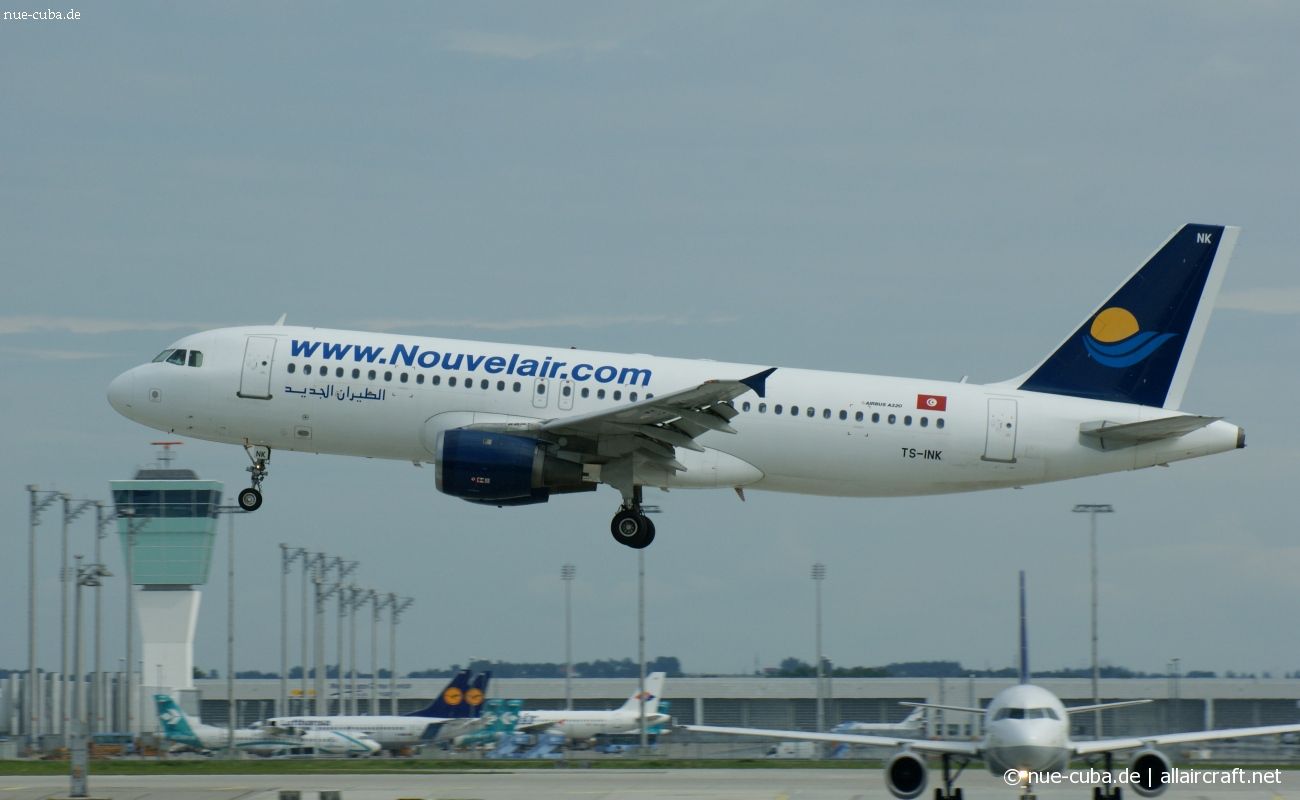 TS-INK (112) 1990 Airbus A320-211