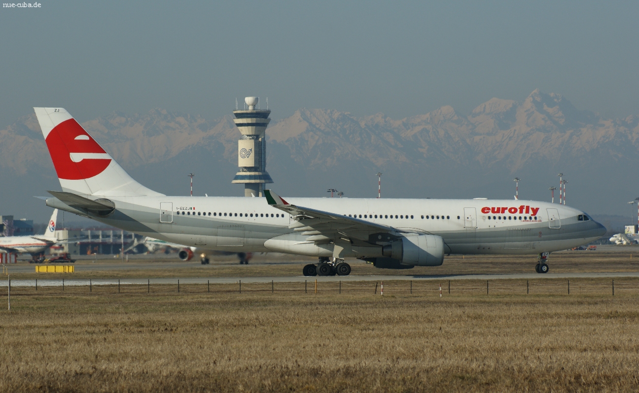 I-EEZJ (0000665) Airbus A330-223