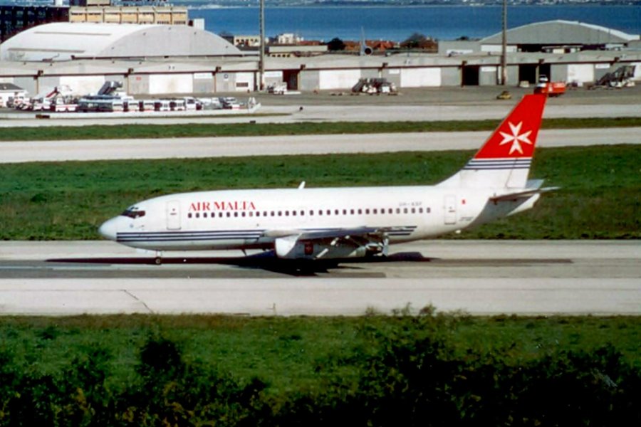 9H-ABF (23848) 1987 Boeing 737-2Y5Adv