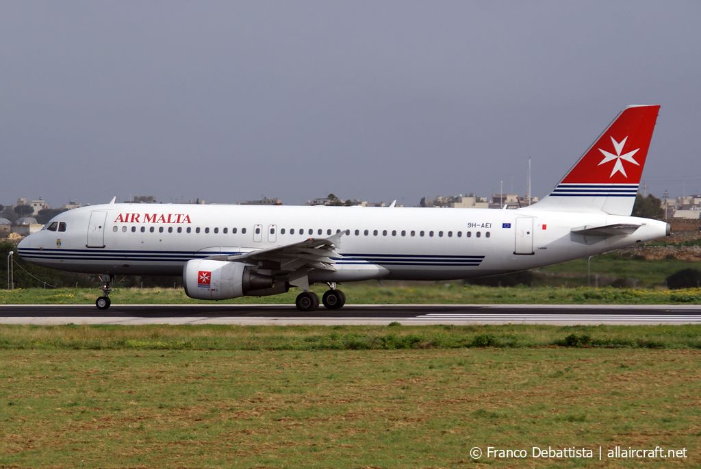 9H-AEI (2189) 2004 Airbus A320-214