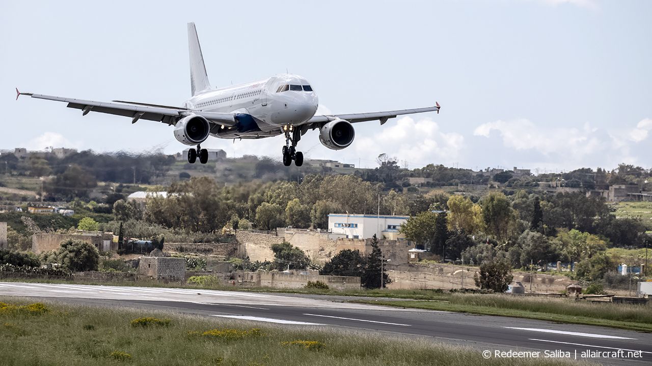 9H-AEJ (2186) 2004 Airbus A319-112