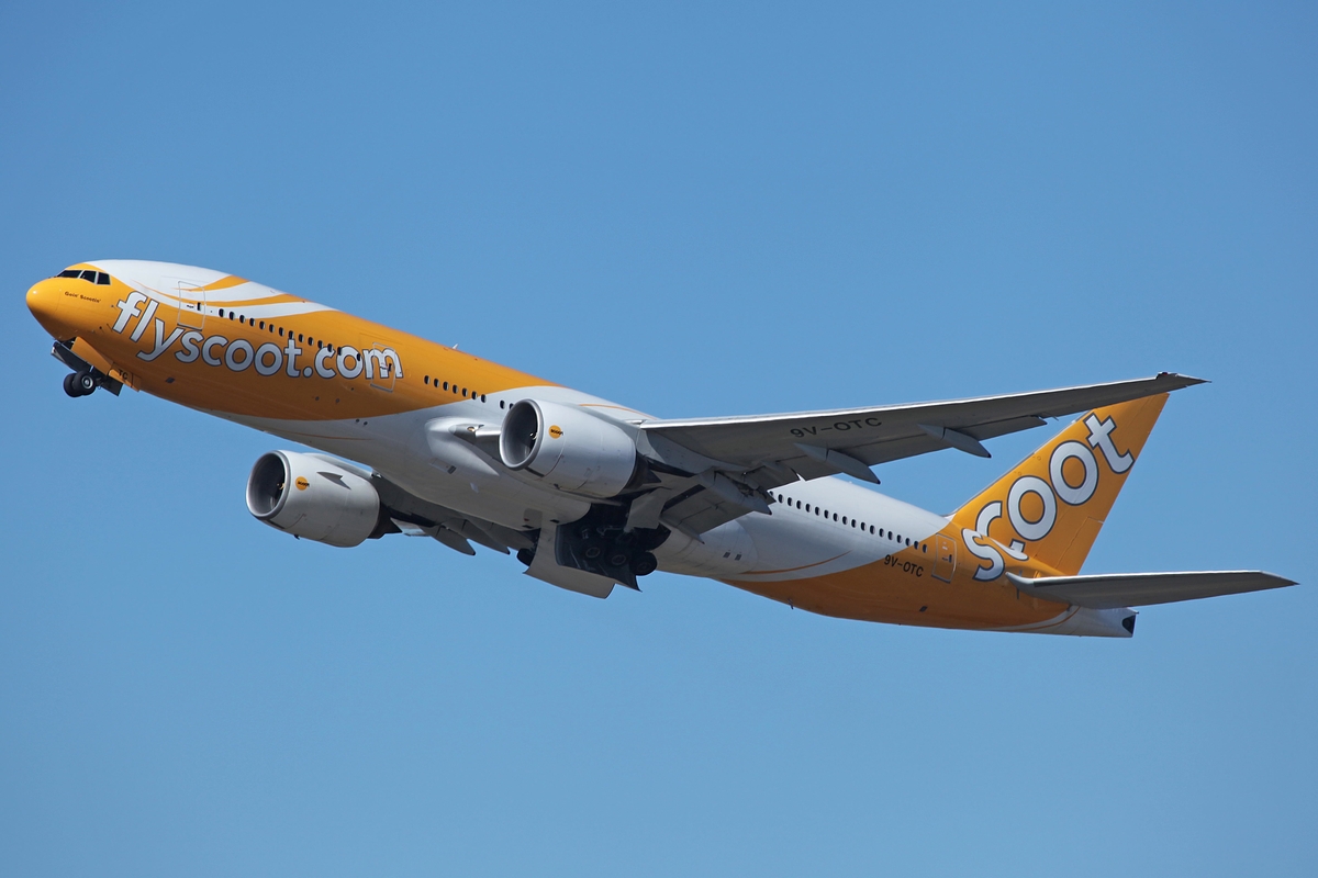 9V-OTC (28509) 1997 Boeing 777-212(ER)