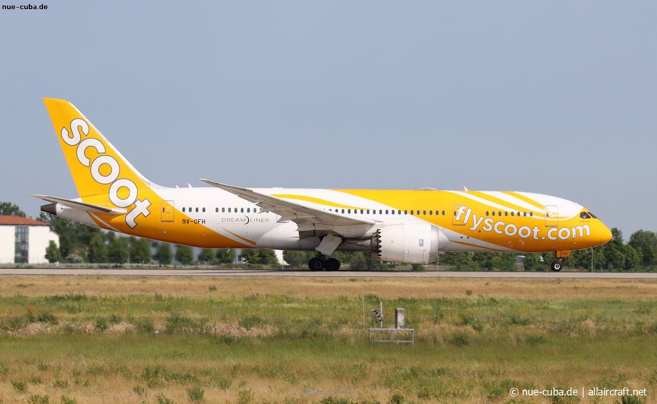 9V-OFH (37124) 2017 Boeing 787-8 Dreamliner