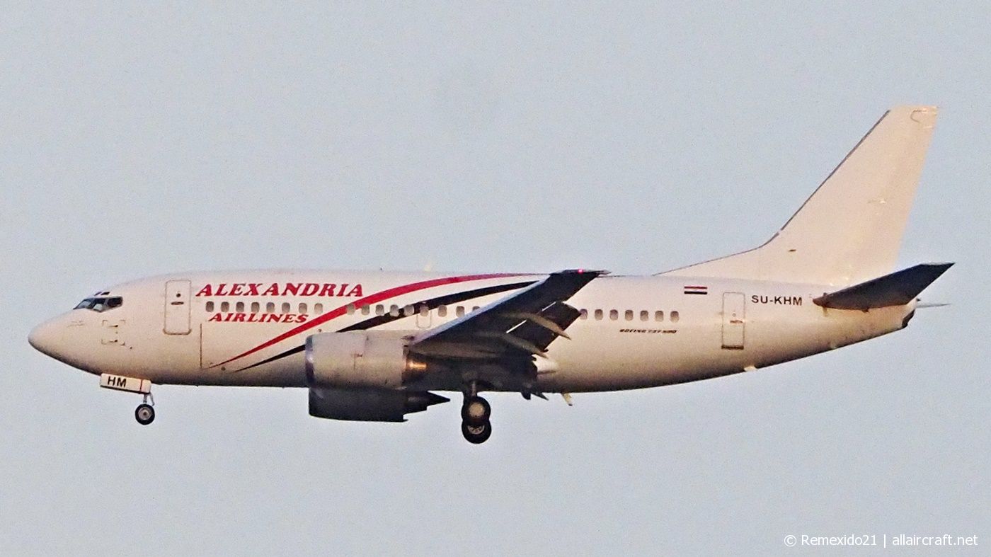 SU-KHM (cn 26438) Boeing 737-5C9