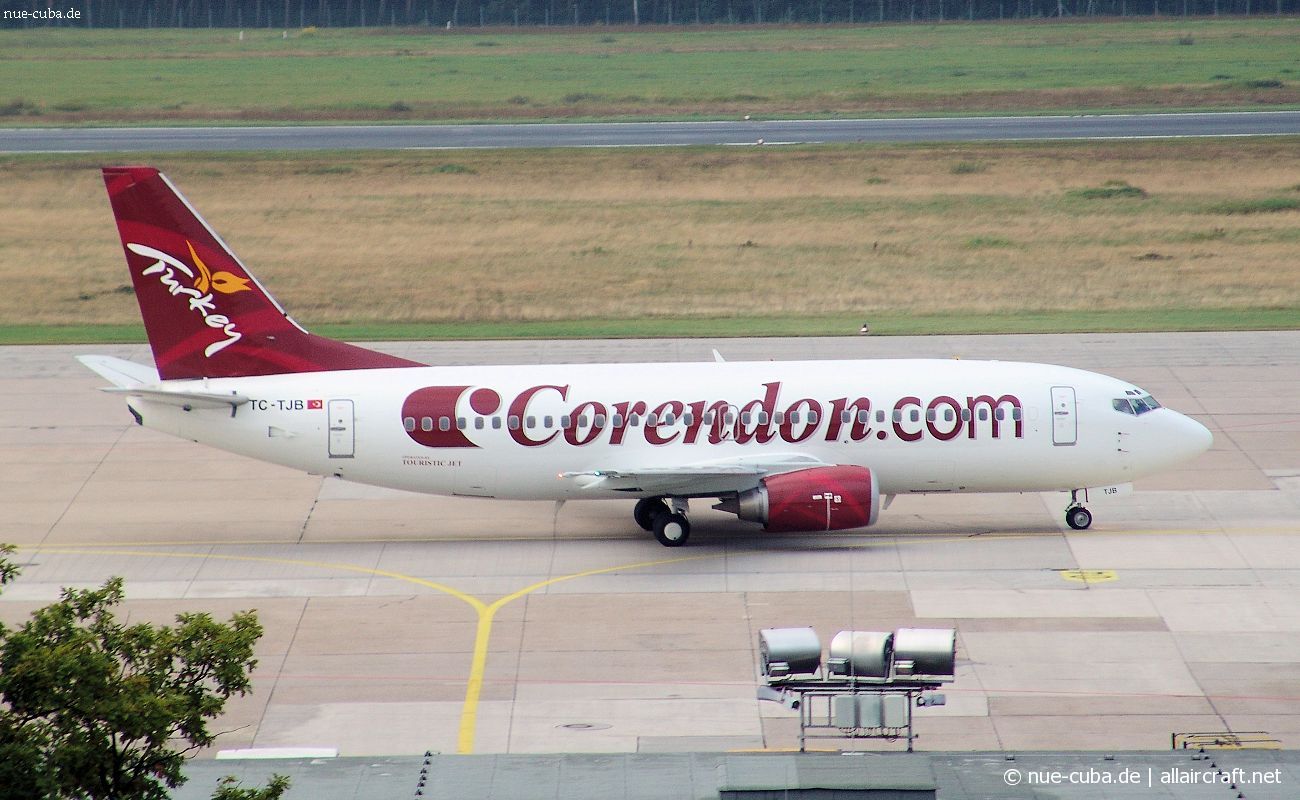 TC-TJB (027633) Boeing 737-3Q8
