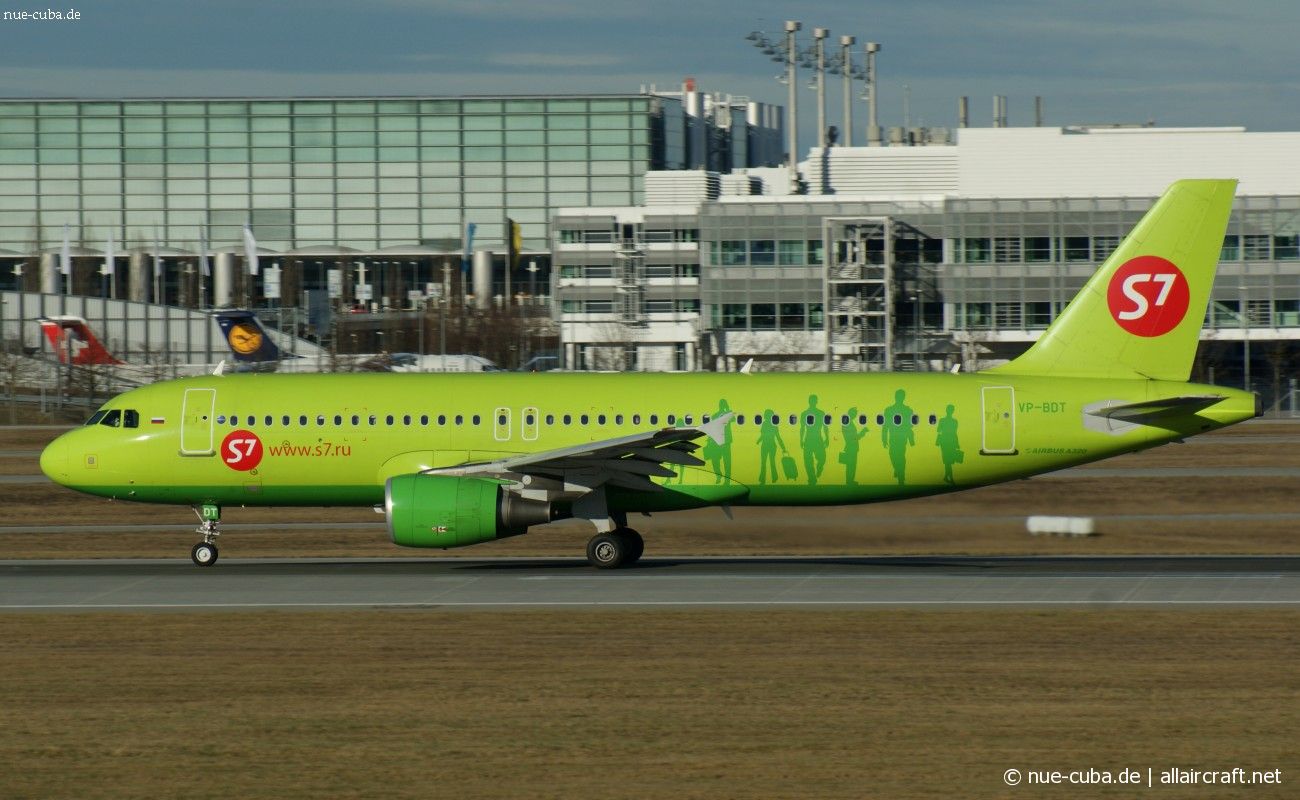 VP-BDT (cn 3494) Airbus A320-214