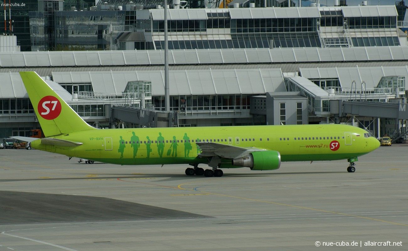 VP-BVH (cn 28495) Boeing 767-33A/ER