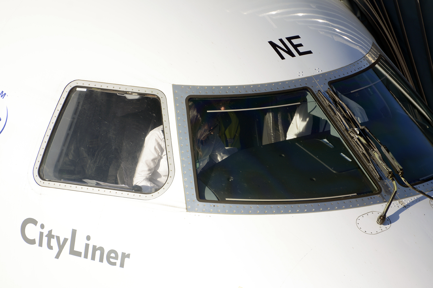EI-RNE (cn 19000520) Embraer 190-100STD