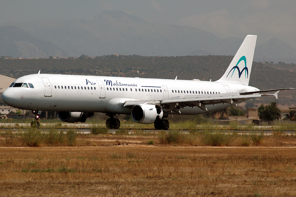 F-GYAO (642) 1997 Airbus A321-111