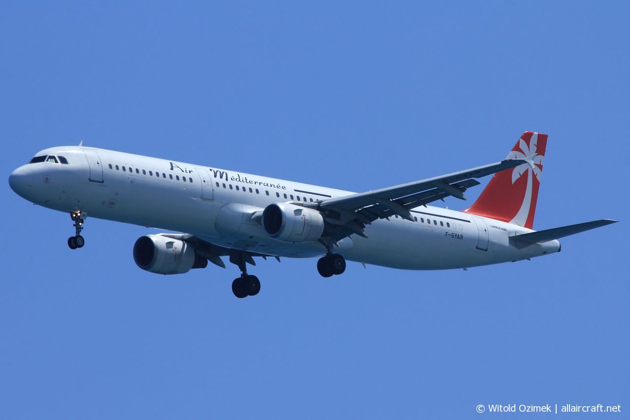 F-GYAR (891) 1998 Airbus A321-212
