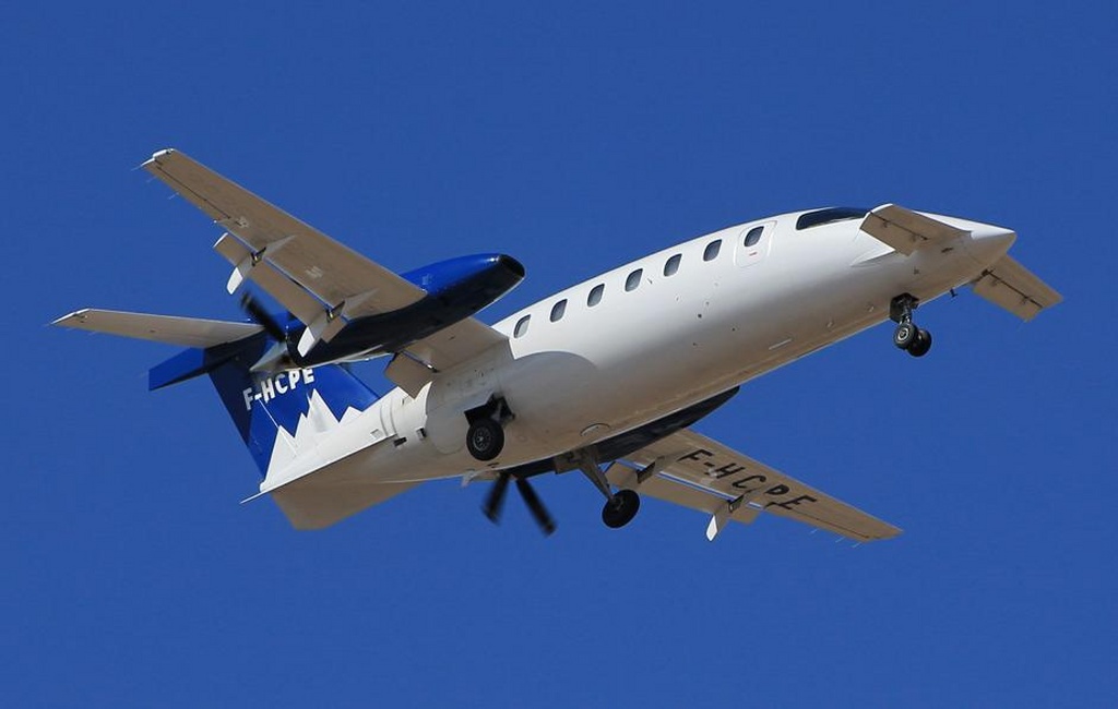F-HCPE (1144) 2008 Piaggio P-180 Avanti II