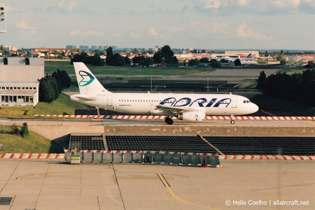 YU-AOA (043) 1988 Airbus A320-231