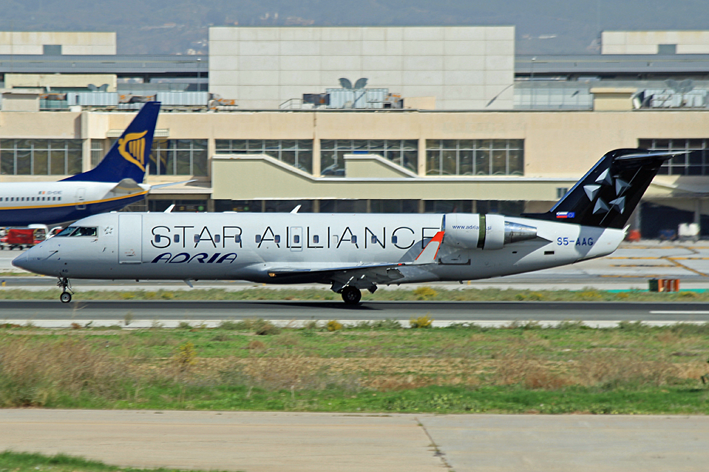 S5-AAG (7384) 2000 Bombardier CRJ-200LR