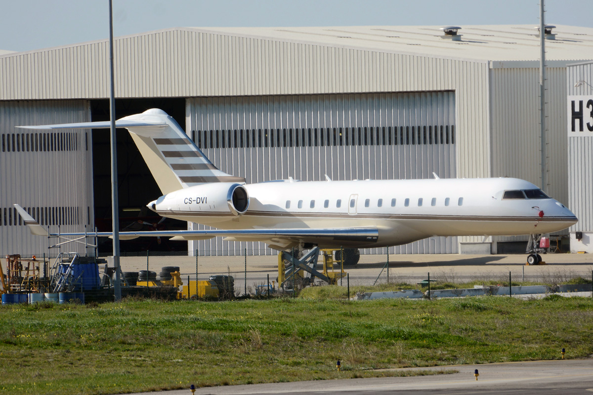 CS-DVI (9145) 2004 Bombardier BD-700-1A10 Global Express