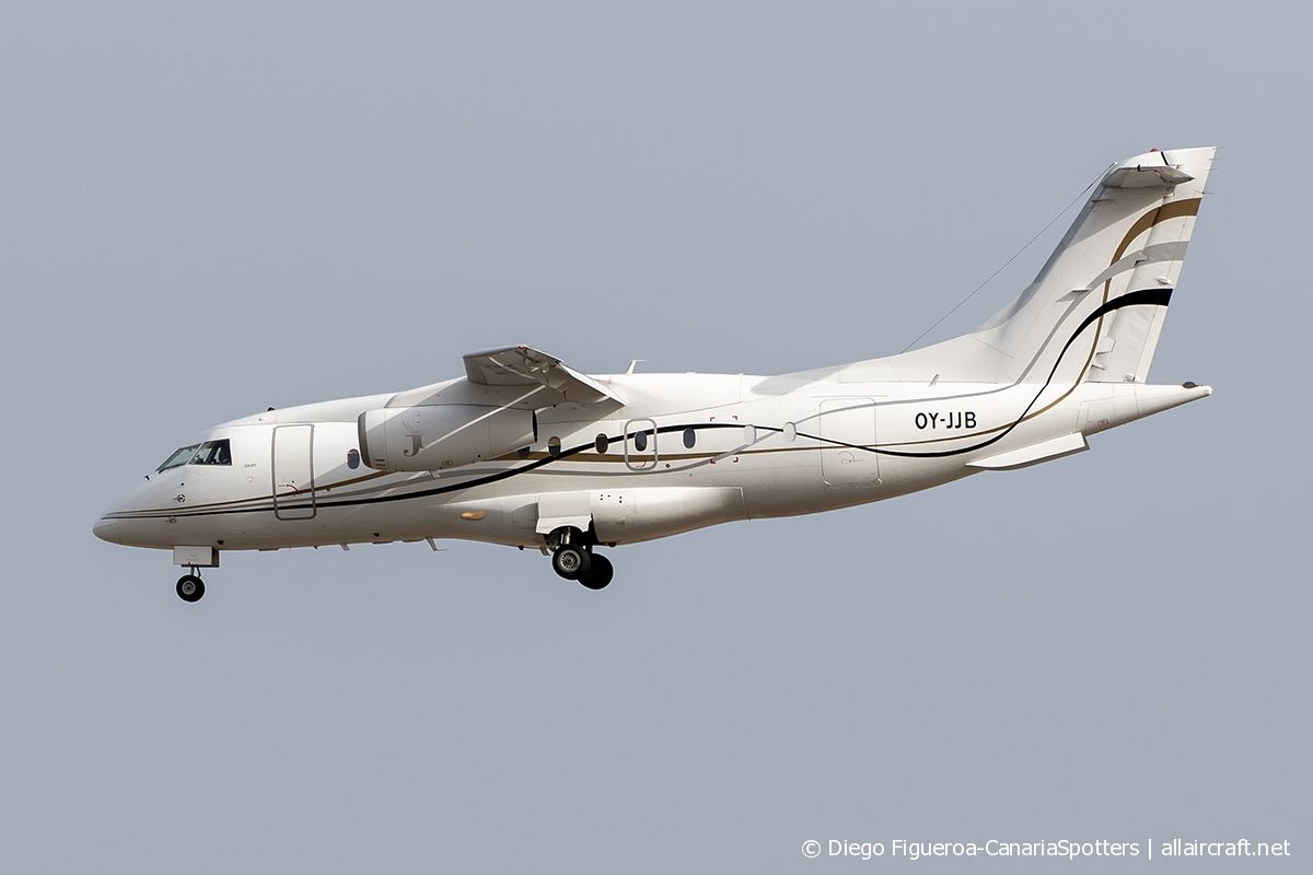 OY-JJB (3199) 2002 Fairchild Dornier 328-300