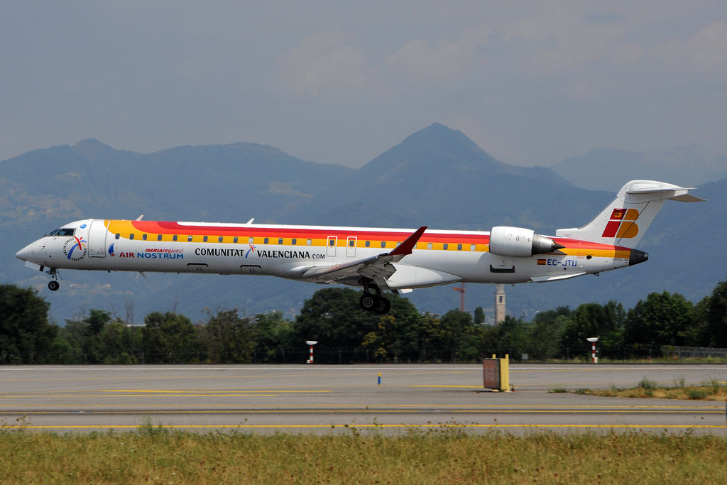 EC-JTU (cn 15079) Bombardier CRJ900ER