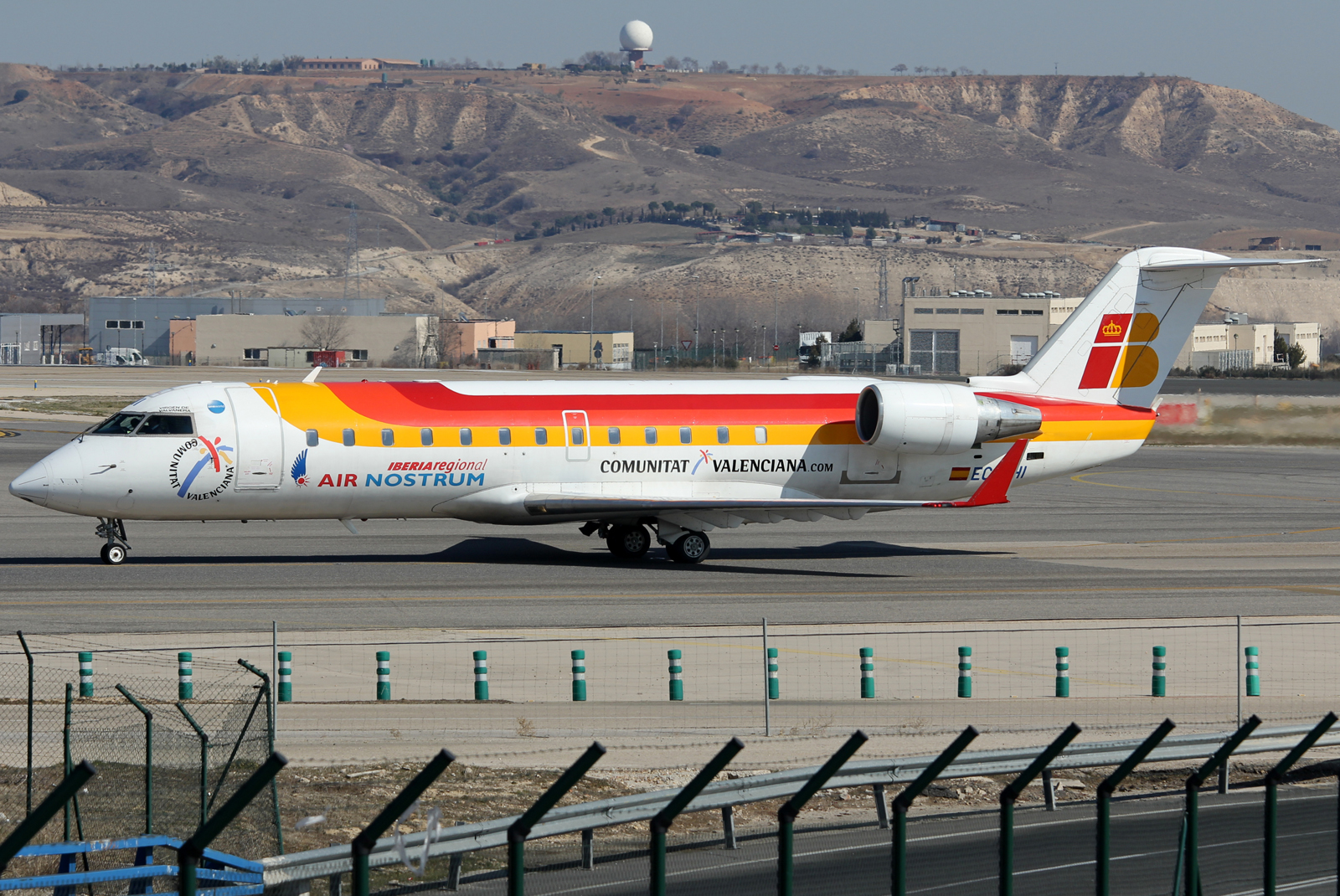 EC-HHI (cn 7343) Bombardier CRJ200ER